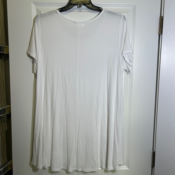 LARA White Oversized Relaxed Short Sleeve Tee - Picture 4 of 4